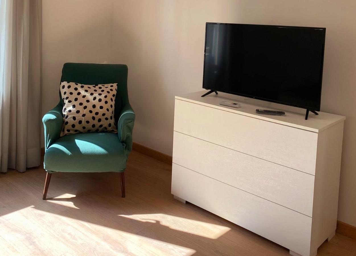 Vesuvia Apartment Napoli Bagian luar foto
